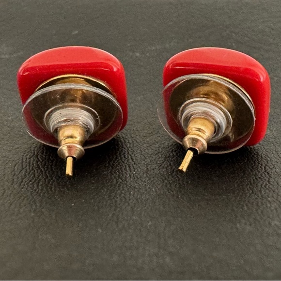 【CHANEL】Stud Earrings - Picture 6 of 9